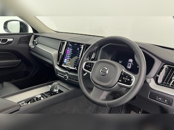 Used Volvo XC60 2025 for sale - 77235508: Photo