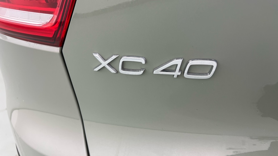 Used Volvo XC40 2025 for sale - 77326306: Photo 55