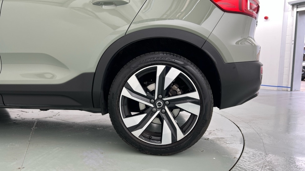 Used Volvo XC40 2025 for sale - 77326306: Photo 58