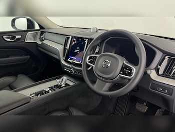 Used Volvo XC60 2025 for sale - 76960119: Photo