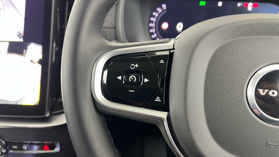 Used Volvo XC90 2025 for sale - 76609495: Photo 21