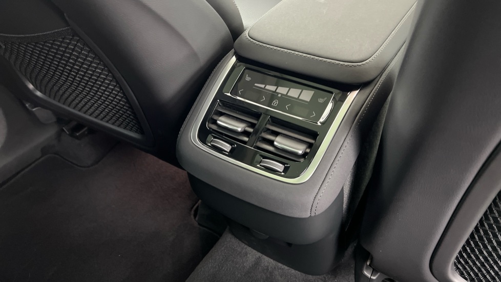 Used Volvo XC90 2025 for sale - 76609495: Photo 41