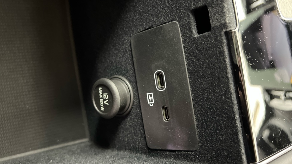 Used Volvo XC90 2025 for sale - 76609495: Photo 42