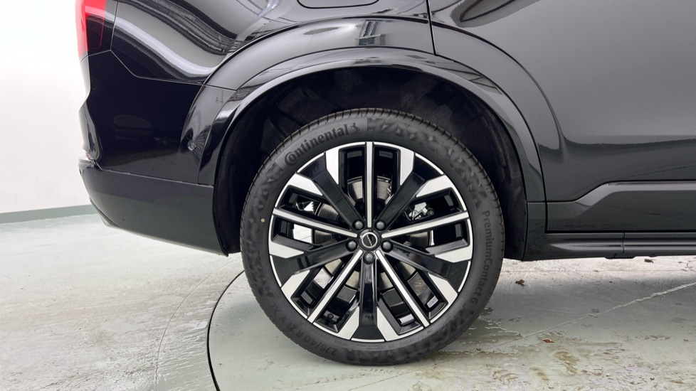 Used Volvo XC90 2025 for sale - 76609495: Photo 9