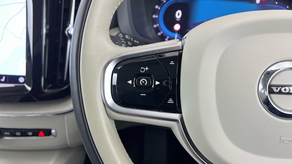 Used Volvo XC60 2023 for sale - 77569993: Photo 21