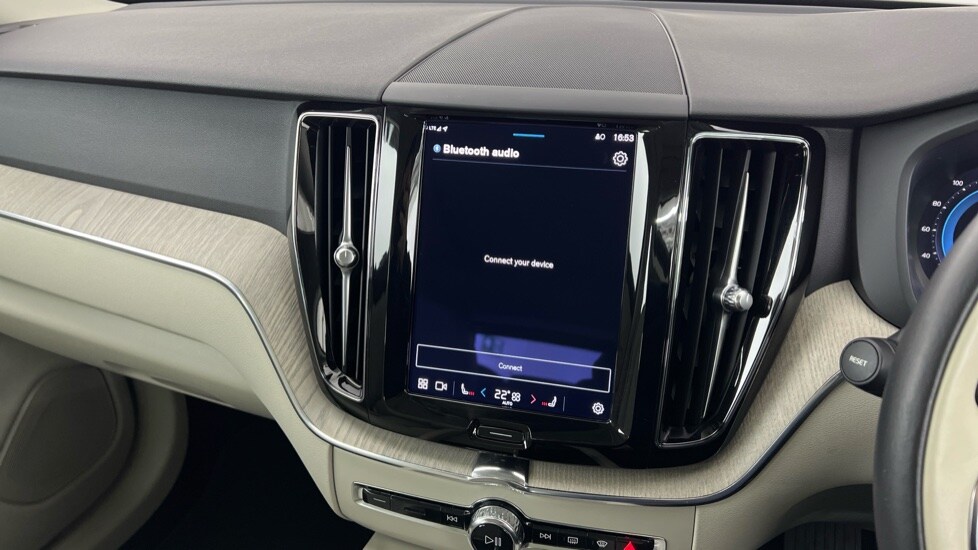 Used Volvo XC60 2023 for sale - 77569993: Photo 44