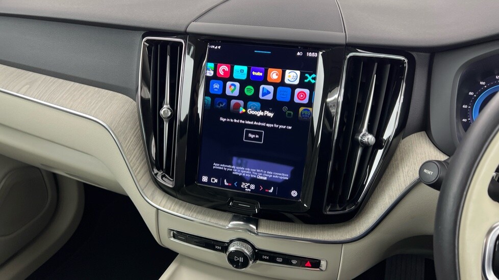 Used Volvo XC60 2023 for sale - 77569993: Photo 49