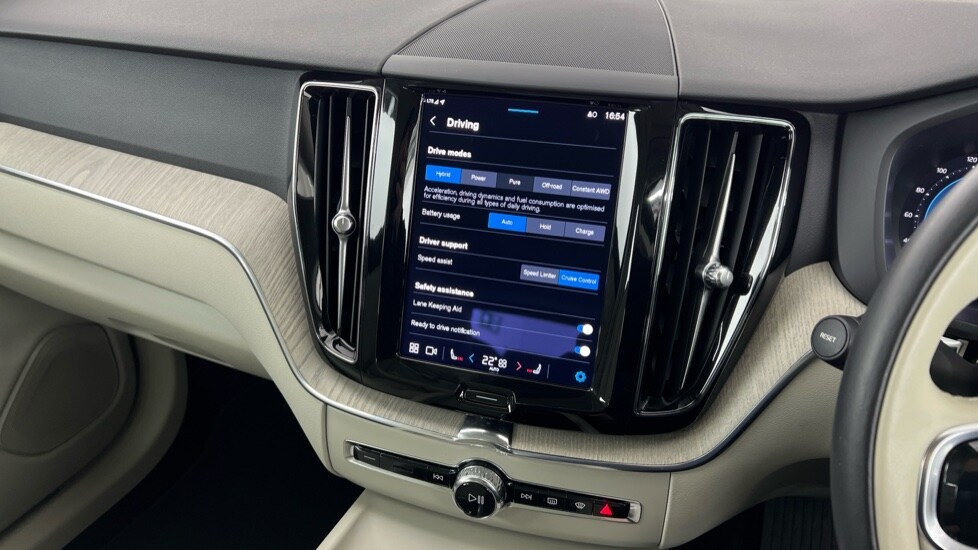 Used Volvo XC60 2023 for sale - 77569993: Photo 50