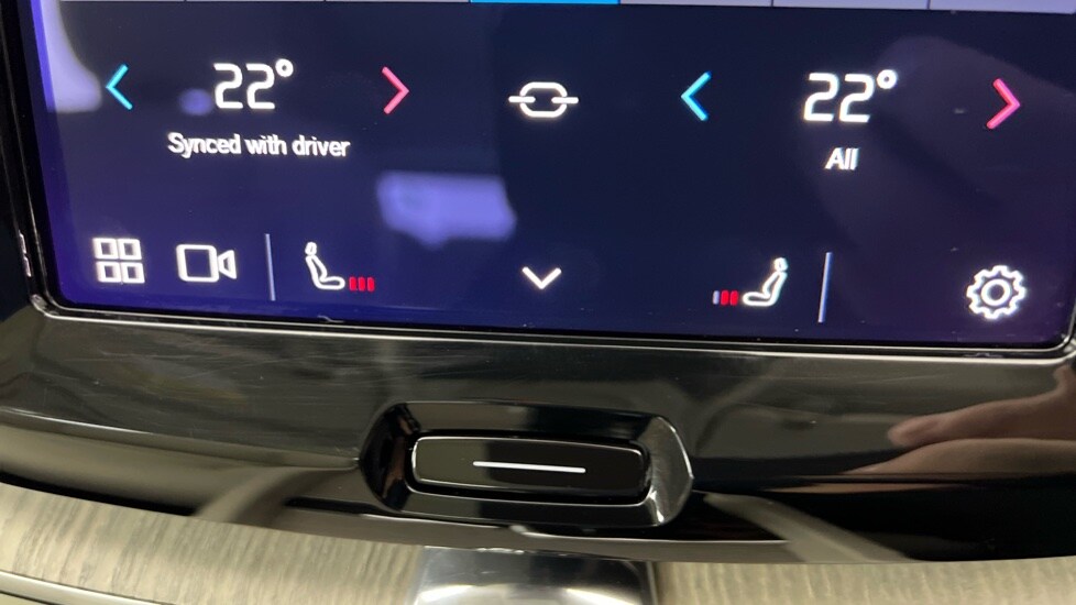 Used Volvo XC60 2023 for sale - 77569993: Photo 52