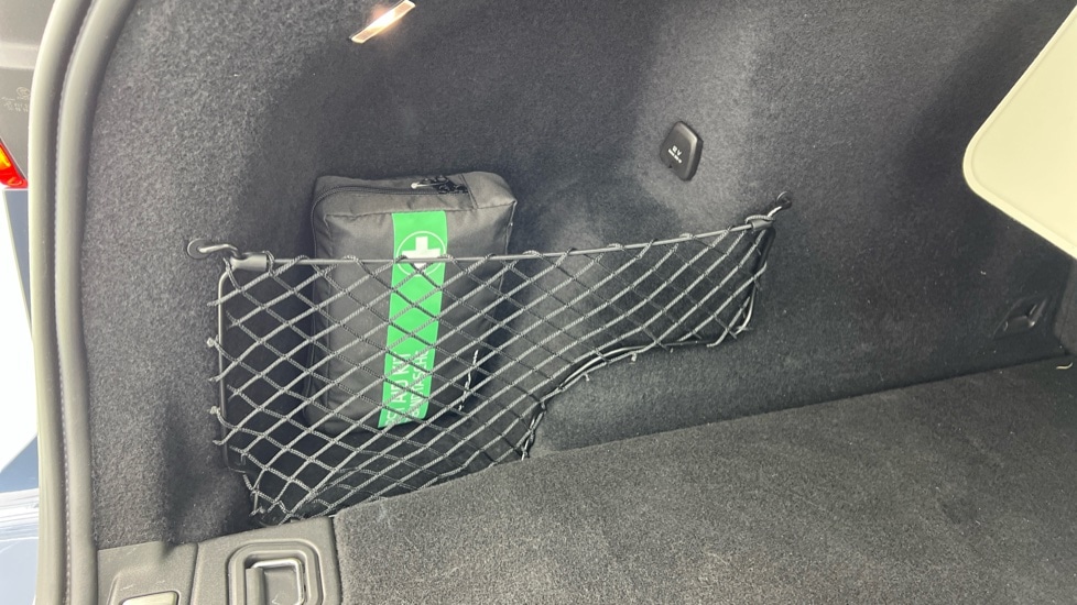 Used Volvo XC60 2023 for sale - 77569993: Photo 61