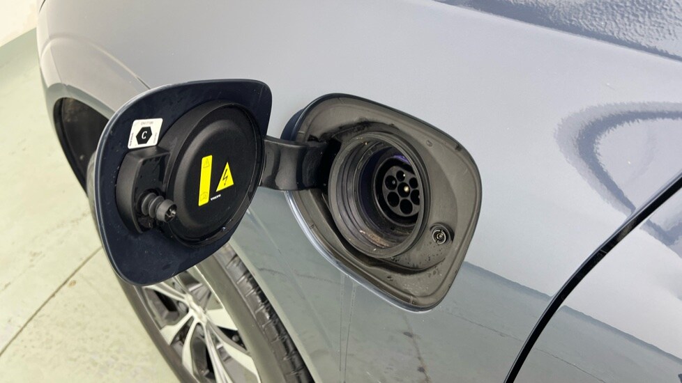 Used Volvo XC60 2023 for sale - 77569993: Photo 66