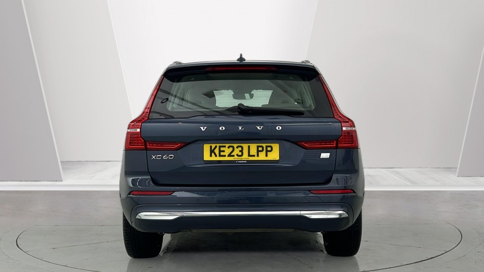 Used Volvo XC60 2023 for sale - 77569993: Photo 7