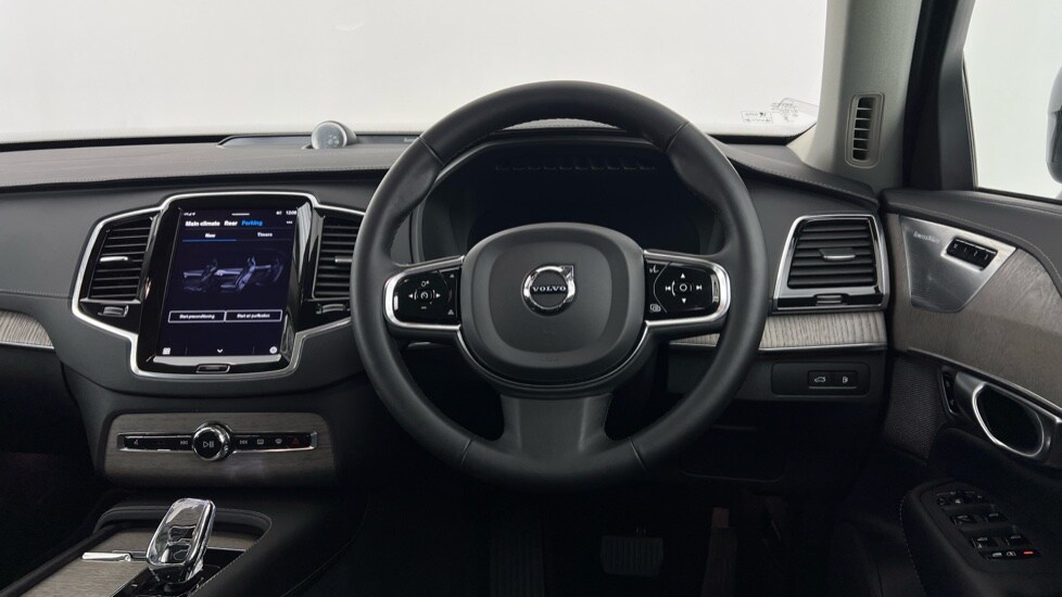 Used Volvo XC90 2023 for sale - 77492611: Photo 10