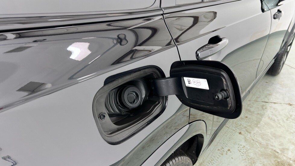 Used Volvo XC90 2023 for sale - 77492611: Photo 16