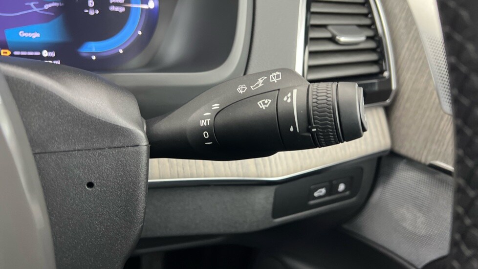 Used Volvo XC90 2023 for sale - 77492611: Photo 23