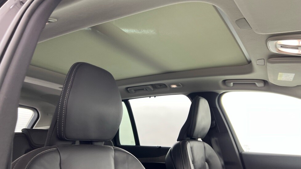 Used Volvo XC90 2023 for sale - 77492611: Photo 31