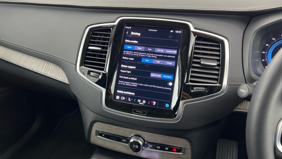 Used Volvo XC90 2023 for sale - 77492611: Photo 51