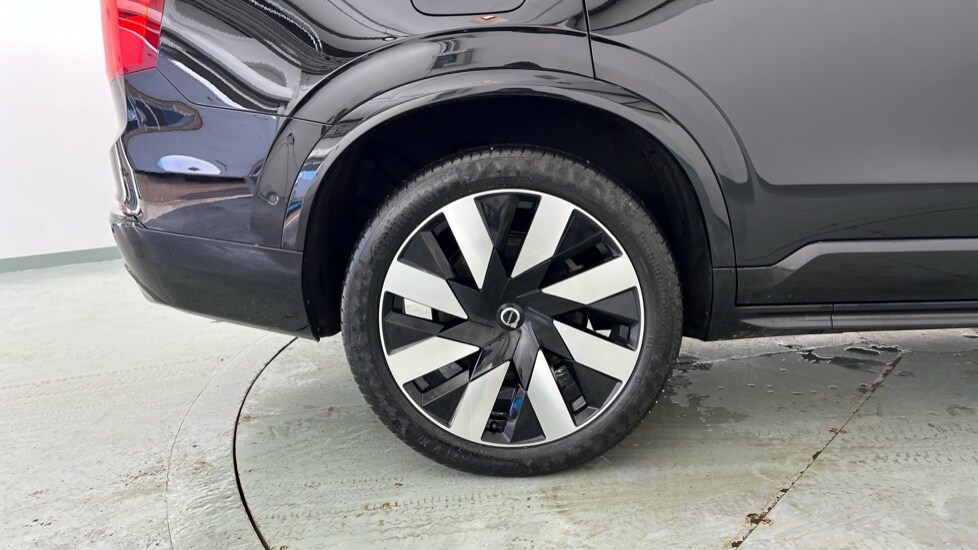 Used Volvo XC90 2023 for sale - 77492611: Photo 9