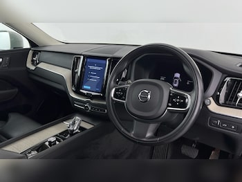 Used Volvo XC60 2022 for sale - 76615065: Photo
