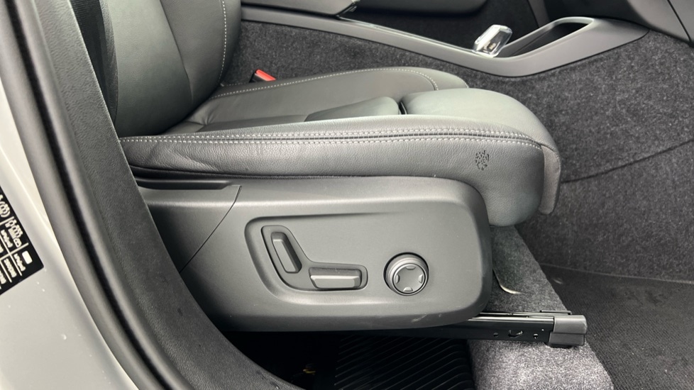 Used Volvo XC40 2024 for sale - 77239450: Photo 30