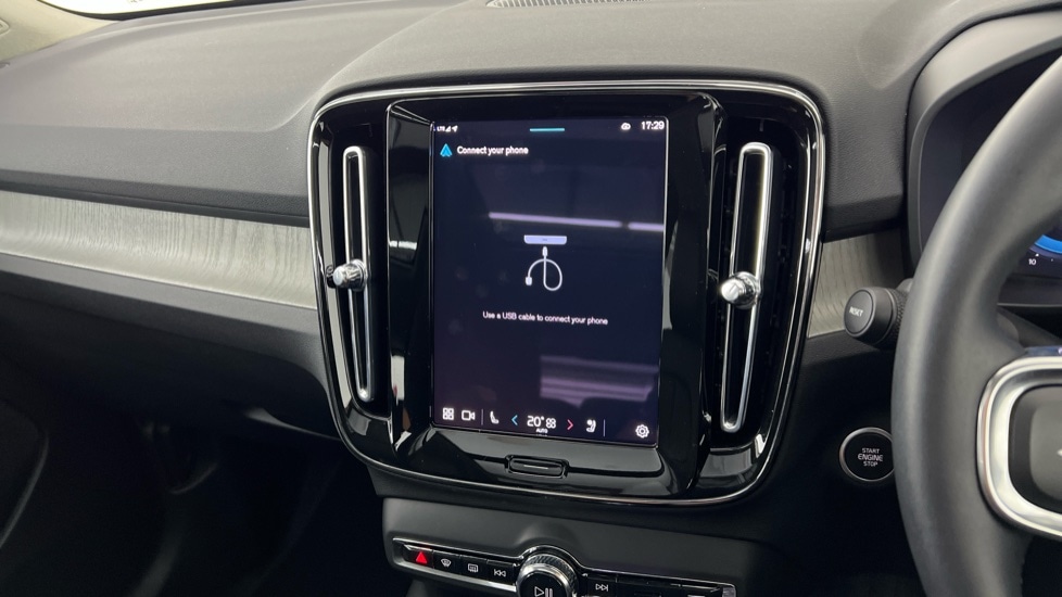 Used Volvo XC40 2024 for sale - 77239450: Photo 50