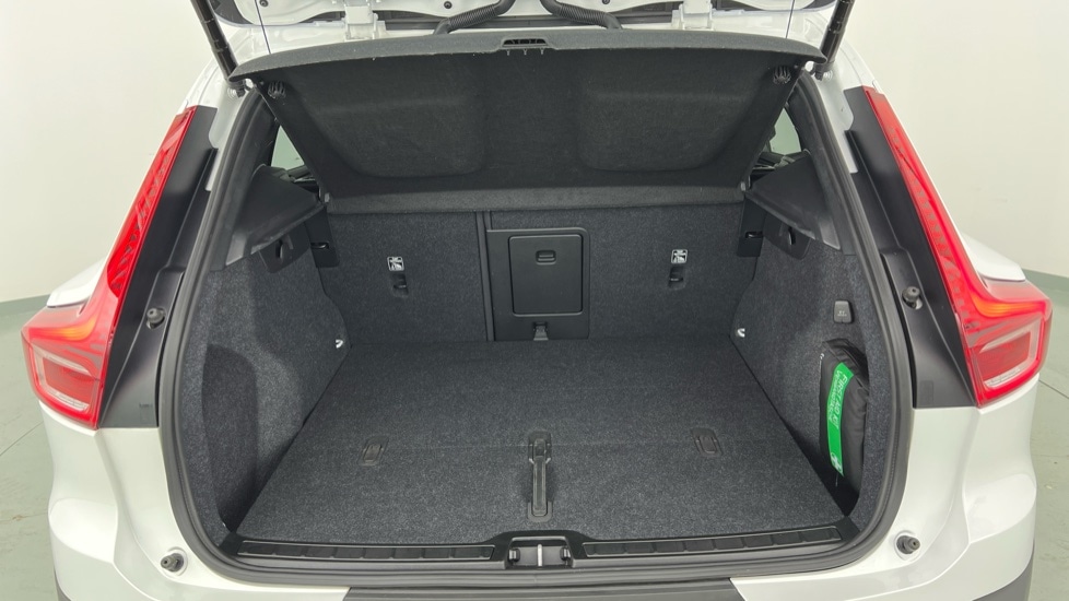 Used Volvo XC40 2024 for sale - 76597967: Photo 13