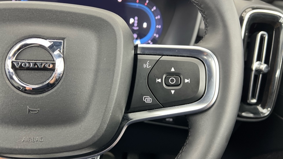 Used Volvo XC40 2024 for sale - 76597967: Photo 22