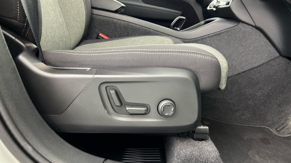 Used Volvo XC40 2024 for sale - 76597967: Photo 30