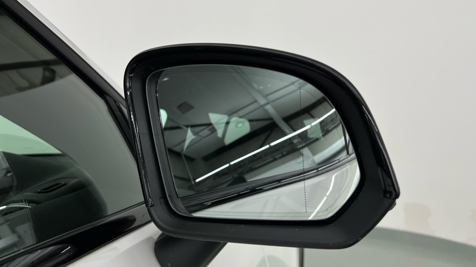 Used Volvo XC40 2024 for sale - 76597967: Photo 32