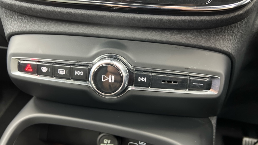 Used Volvo XC40 2024 for sale - 76597967: Photo 41