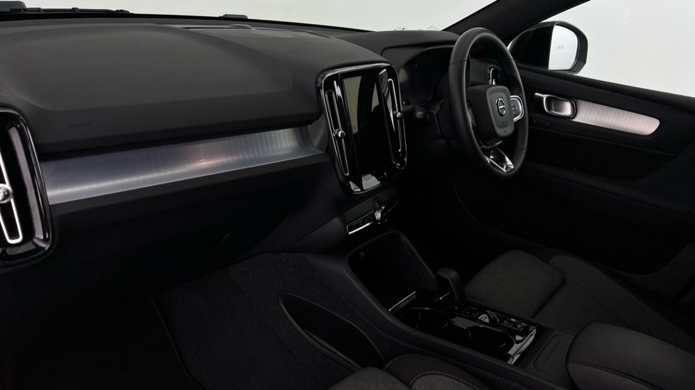 Used Volvo XC40 2024 for sale - 76597967: Photo 59