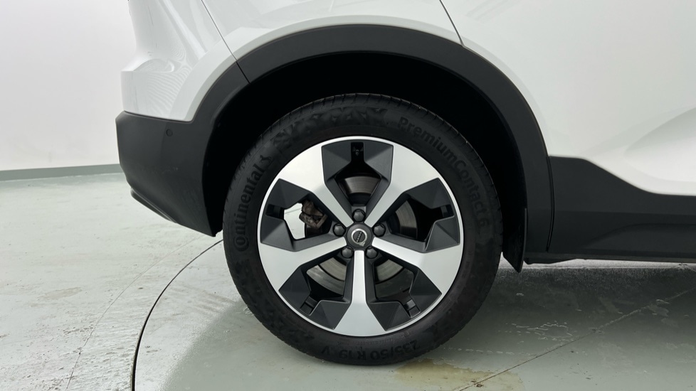 Used Volvo XC40 2024 for sale - 76597967: Photo 9