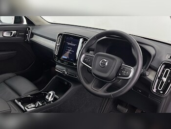 Used Volvo XC40 2024 for sale - 77755549: Photo