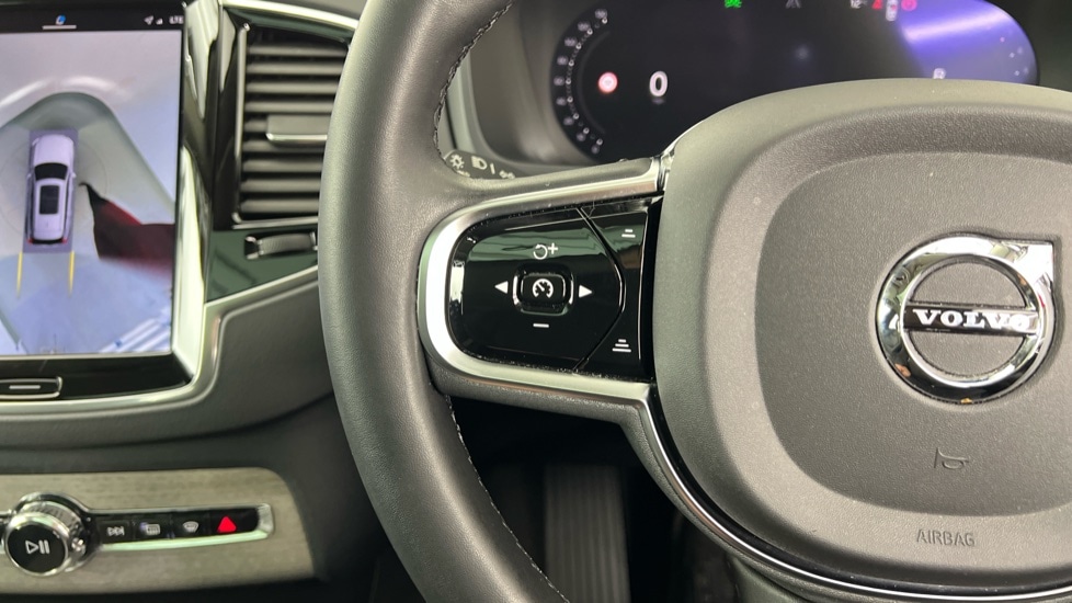 Used Volvo XC90 2023 for sale - 77799852: Photo 21