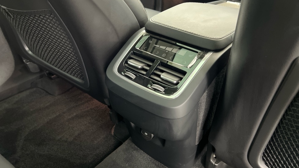 Used Volvo XC90 2023 for sale - 77799852: Photo 42