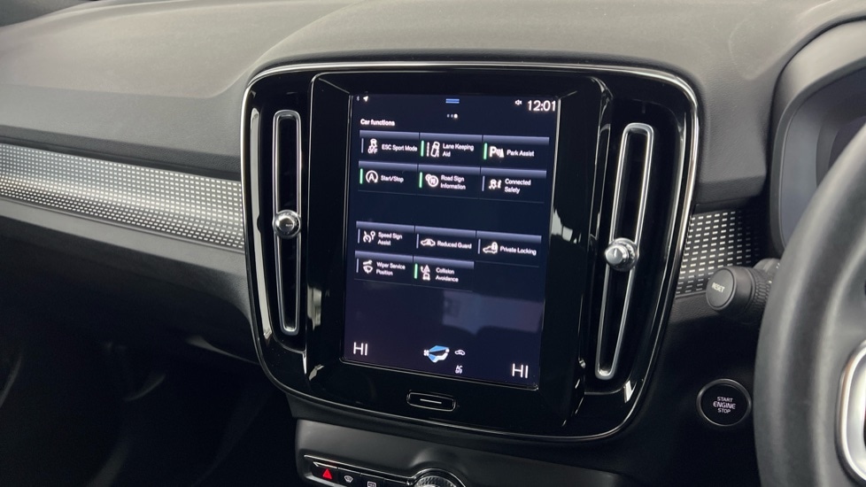 Used Volvo XC40 2021 for sale - 76609631: Photo 17