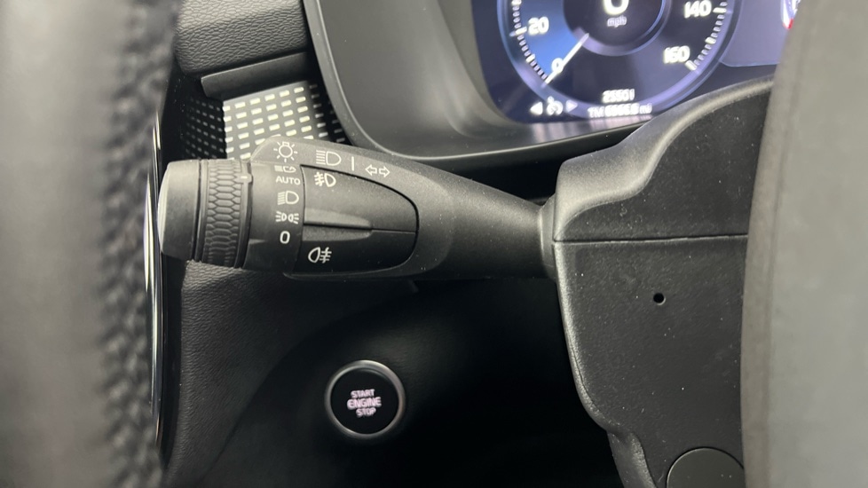 Used Volvo XC40 2021 for sale - 76609631: Photo 20