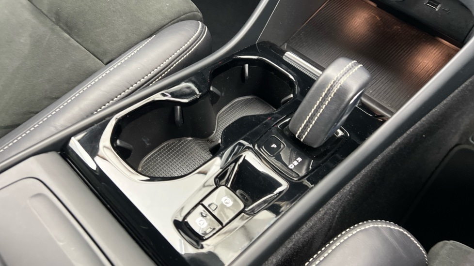 Used Volvo XC40 2021 for sale - 76609631: Photo 25