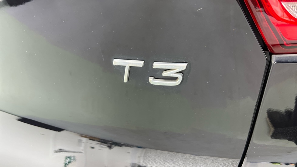 Used Volvo XC40 2021 for sale - 76609631: Photo 47