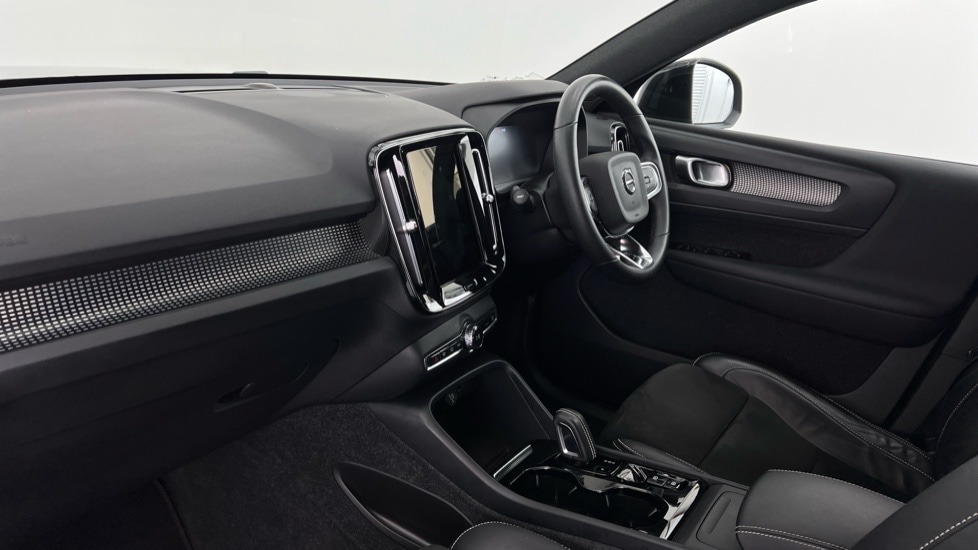 Used Volvo XC40 2021 for sale - 76609631: Photo 49