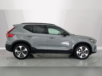 Used Volvo XC40 2025 for sale - 78948573: Photo