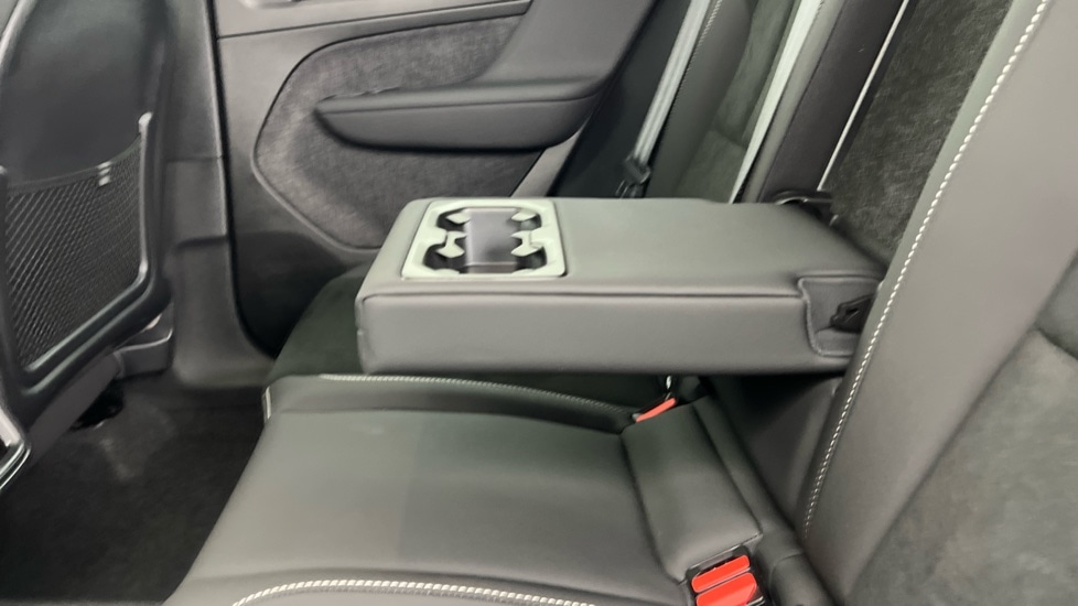 Used Volvo XC40 2025 for sale - 77316056: Photo 34