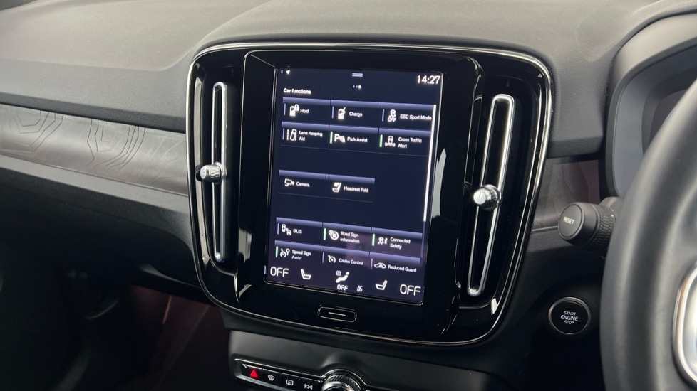 Used Volvo XC40 2022 for sale - 76894551: Photo 17