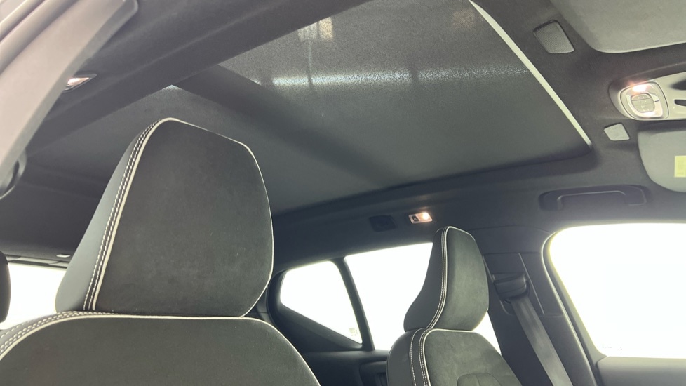 Used Volvo XC40 2022 for sale - 76894551: Photo 31