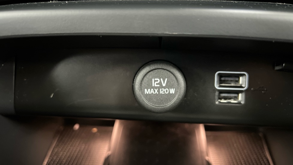 Used Volvo XC40 2022 for sale - 76894551: Photo 47