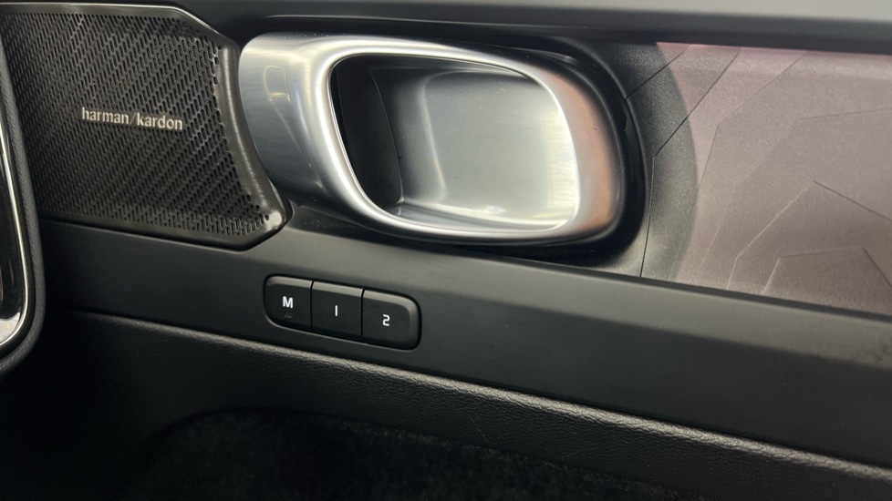 Used Volvo XC40 2022 for sale - 76894551: Photo 49