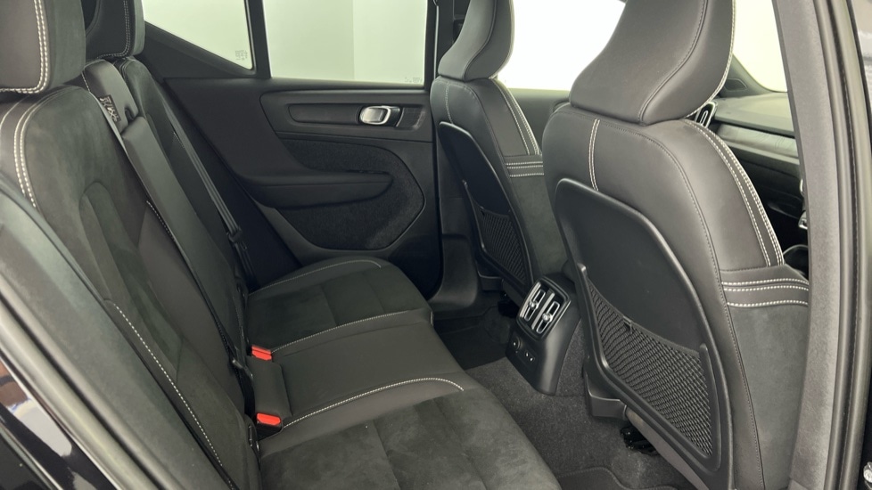 Used Volvo XC40 2022 for sale - 76894551: Photo 6