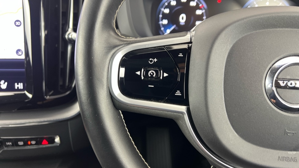 Used Volvo XC60 2020 for sale - 77316078: Photo 21