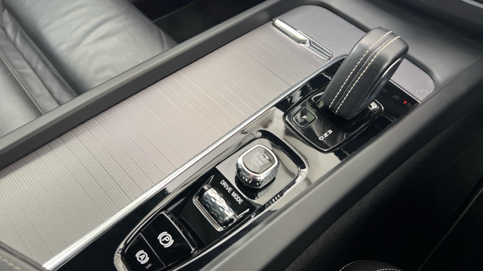 Used Volvo XC60 2020 for sale - 77316078: Photo 25