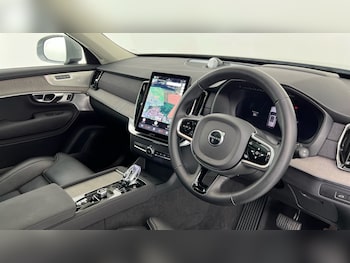 Used Volvo XC90 2025 for sale - 78472515: Photo